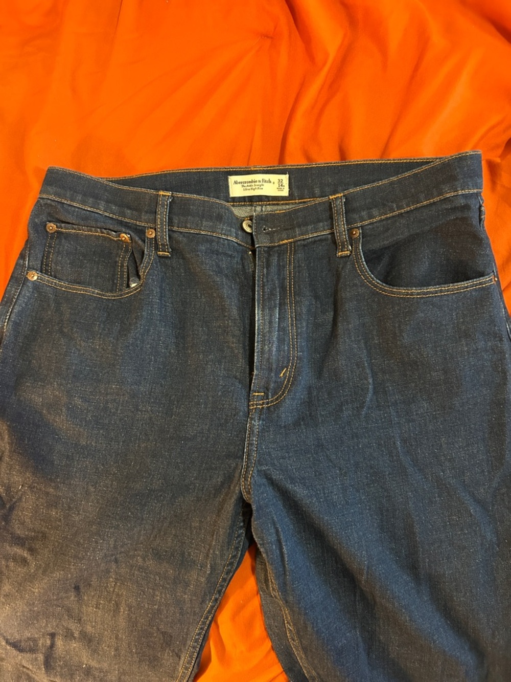 Abercrombie & Fitch Women’s Dark Wash Straight Cut Jeans
